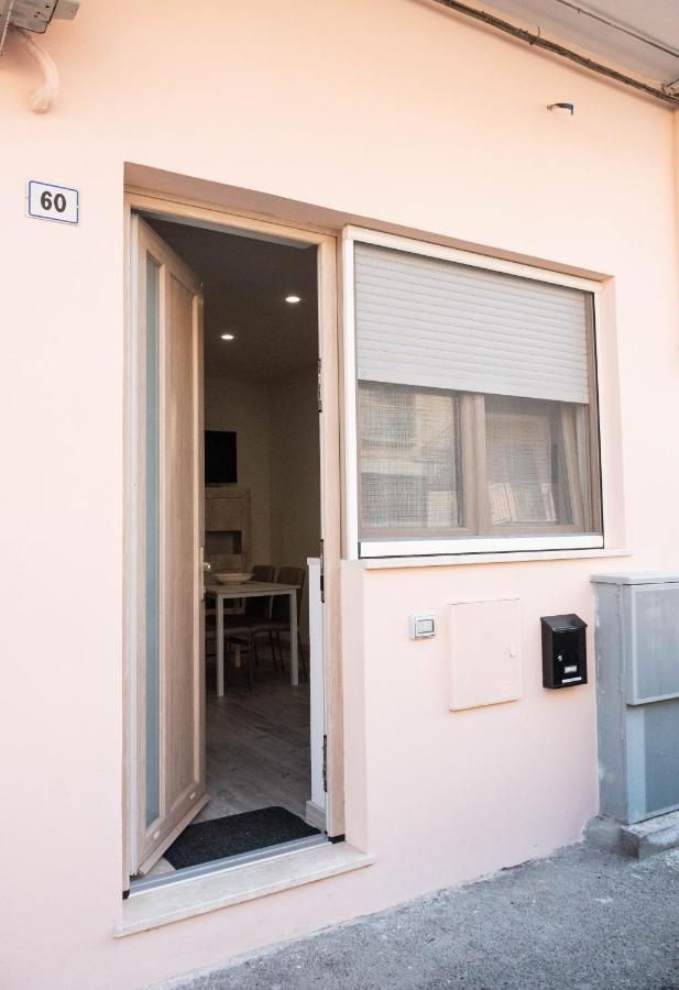 Appartamento Caus Relax Oristano Esterno foto